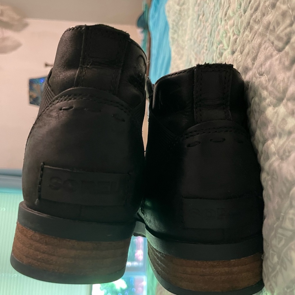 Sorel Black Ankle Boots - Picture 2 of 5